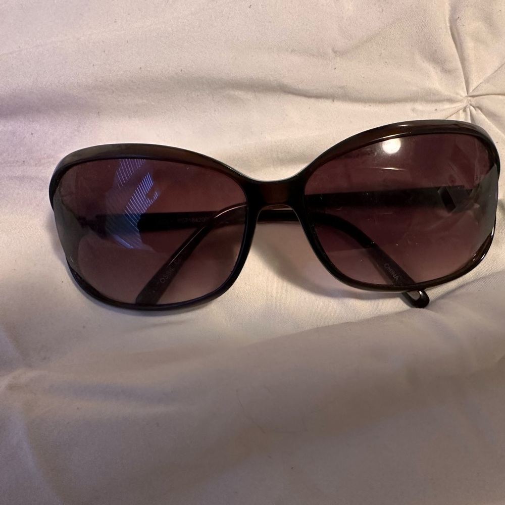 🌺2 for $50🌺 Fossil brown sunglasses
